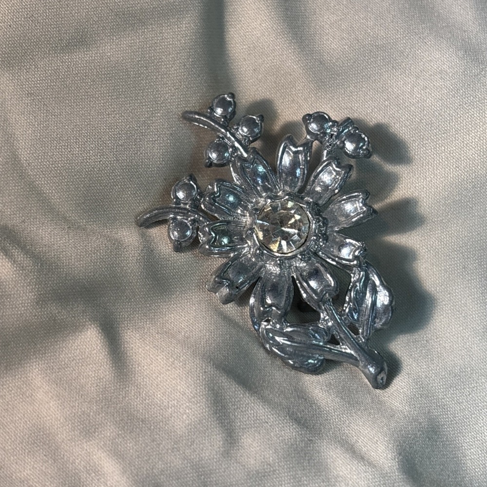 Vintage Silver Tone Frosted Floral Brooch Crystal Center Whimsical Statement Pin